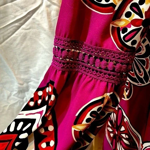 CHELSEA AND VIOLET LONG BELL SLEEVED TASSEL AND MACRAMÉ DRESS - Picture 6 of 7